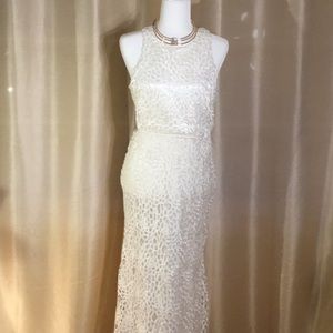 🆕NWT Daisy White Crochet/Macrame Long Maxi Formal Side Cut Out Dress, Jr. L